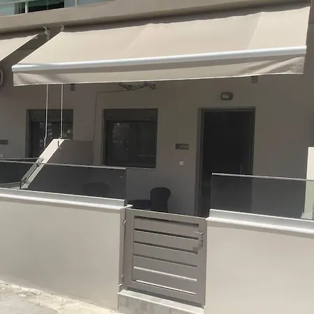 Nafsika Apt., Next To The Beach! Apartment *